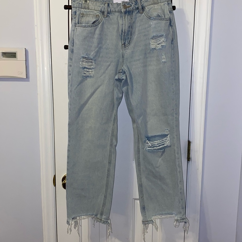 Women’s size 4/27 Vervet jeanswith raw hem, high-rise, slim wide-leg